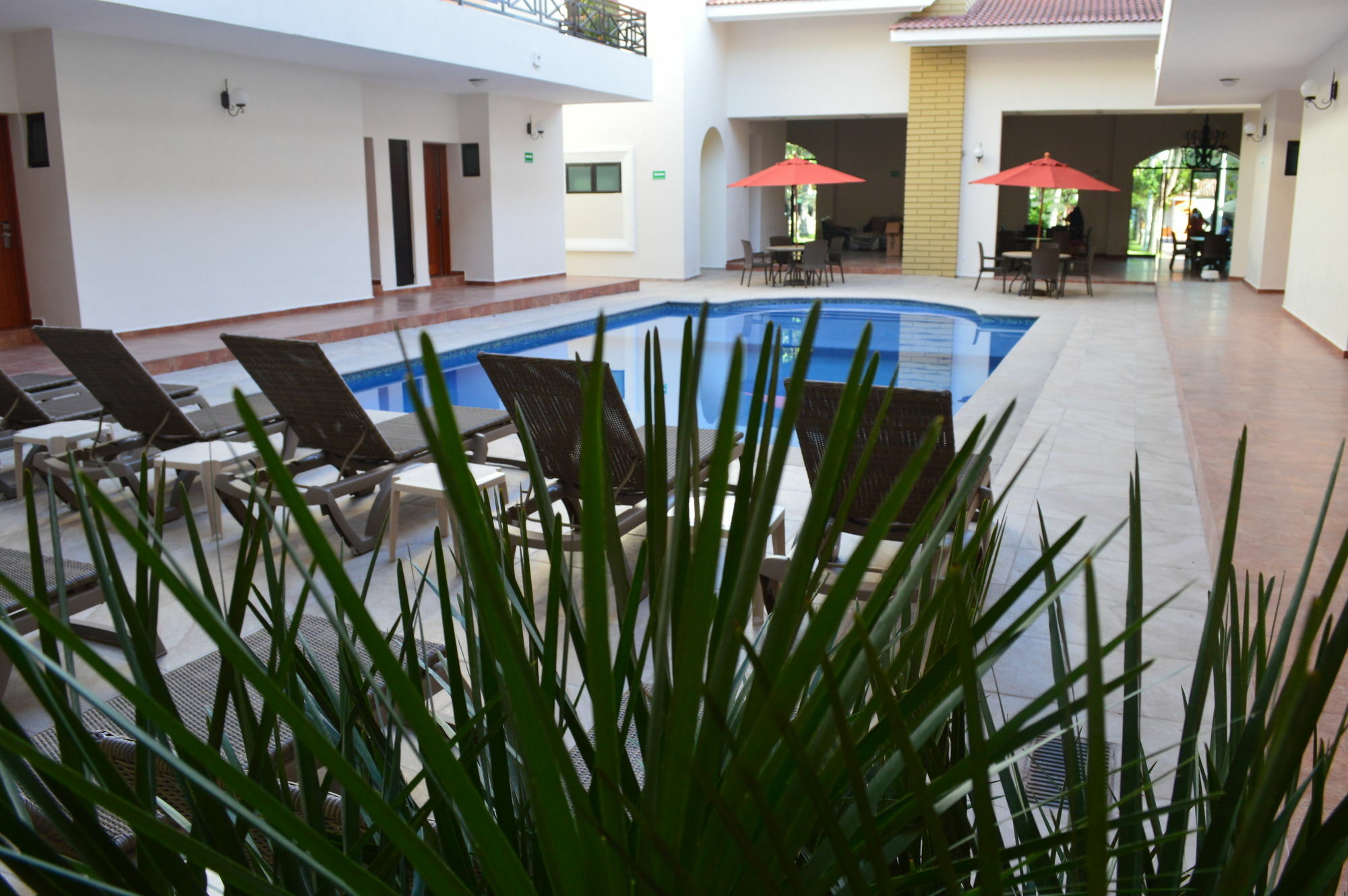 Concierge Plaza La Hotel